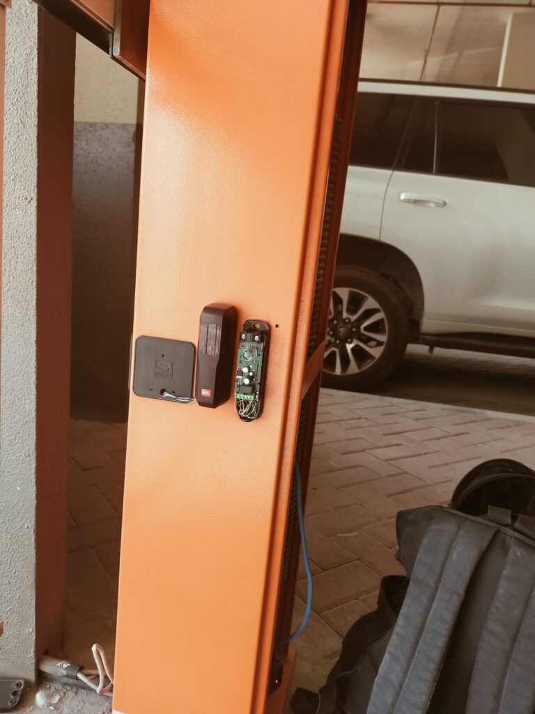 barrier gate photocell safety sensor replacement inbarrier parking system Dubai